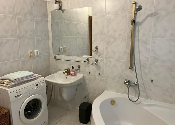 Nirvana 10 Metres From *