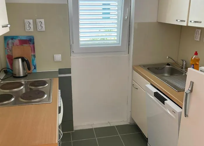 Nirvana 10 Metres From 아파트